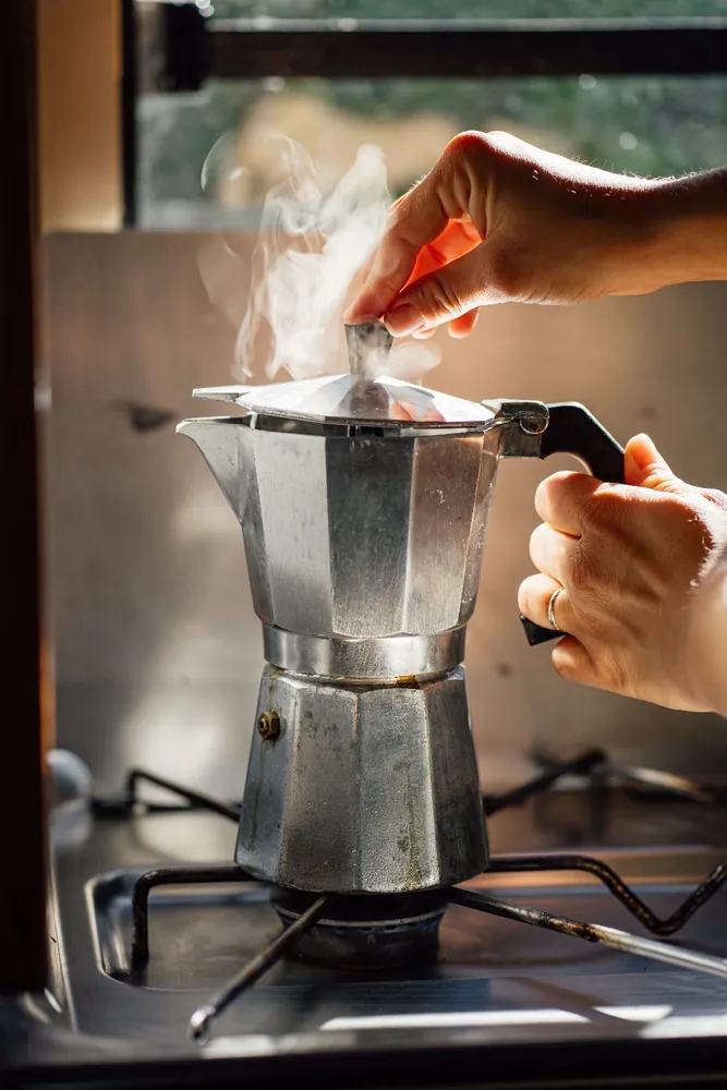 Stovetop moka pot brewing